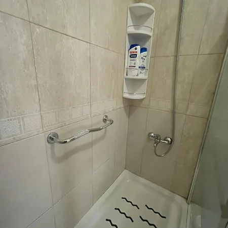 Acogedor Piso En Benissano *