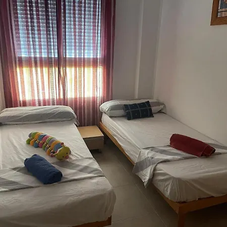 アパート Acogedor Piso En Benissano